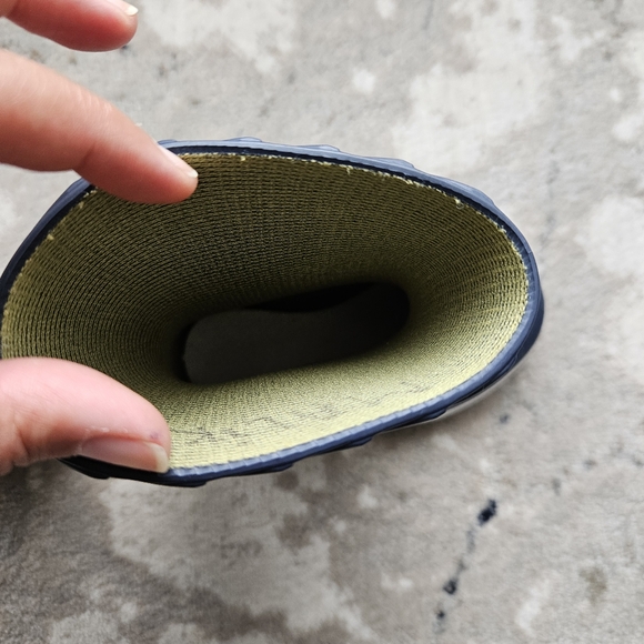 Toddler rain boots navy 8.5 - Picture 6 of 12